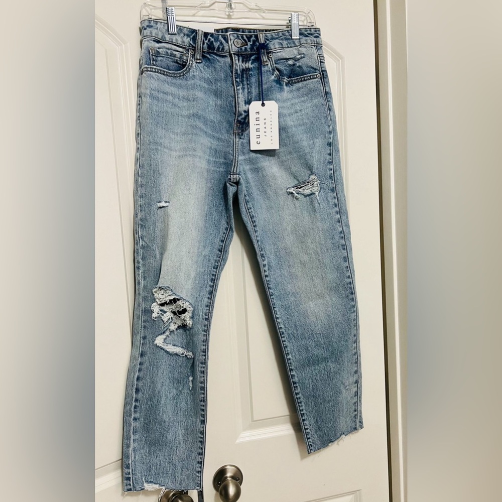 Super High Rise Mom Jean Crop